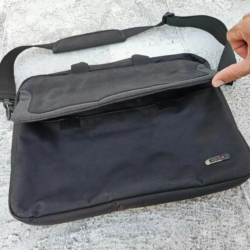 Solo New York Men Laptop Bag Black Polyester Travel Bag Outside Pocket 16X12 in